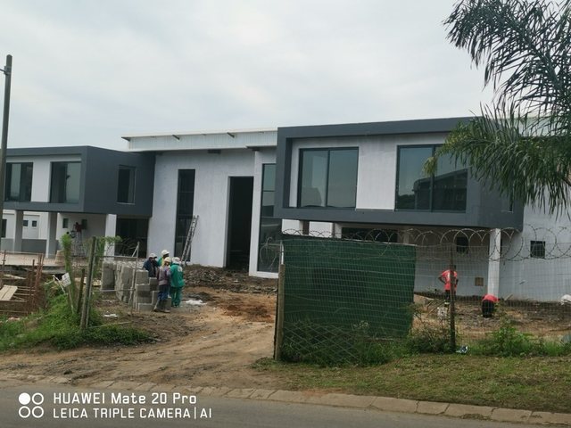 Aluminium & glass