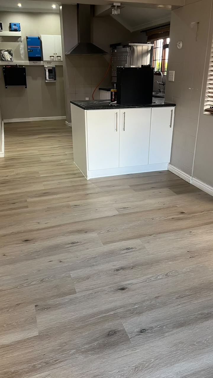 Carpet &middot; Vinyl &middot; Laminate &middot; Wood