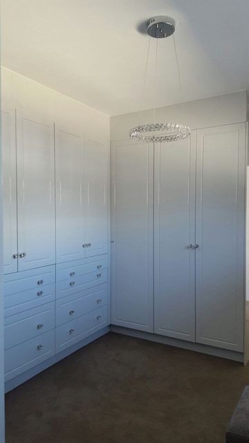 Kitchen & interior