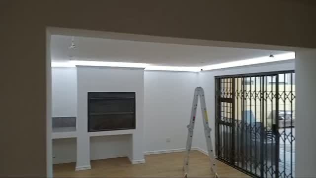 Kitchen & interior