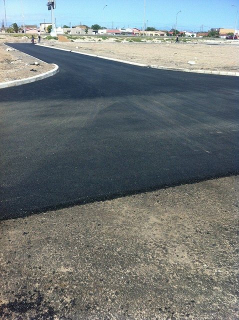 Tar surfacing & reinstatement